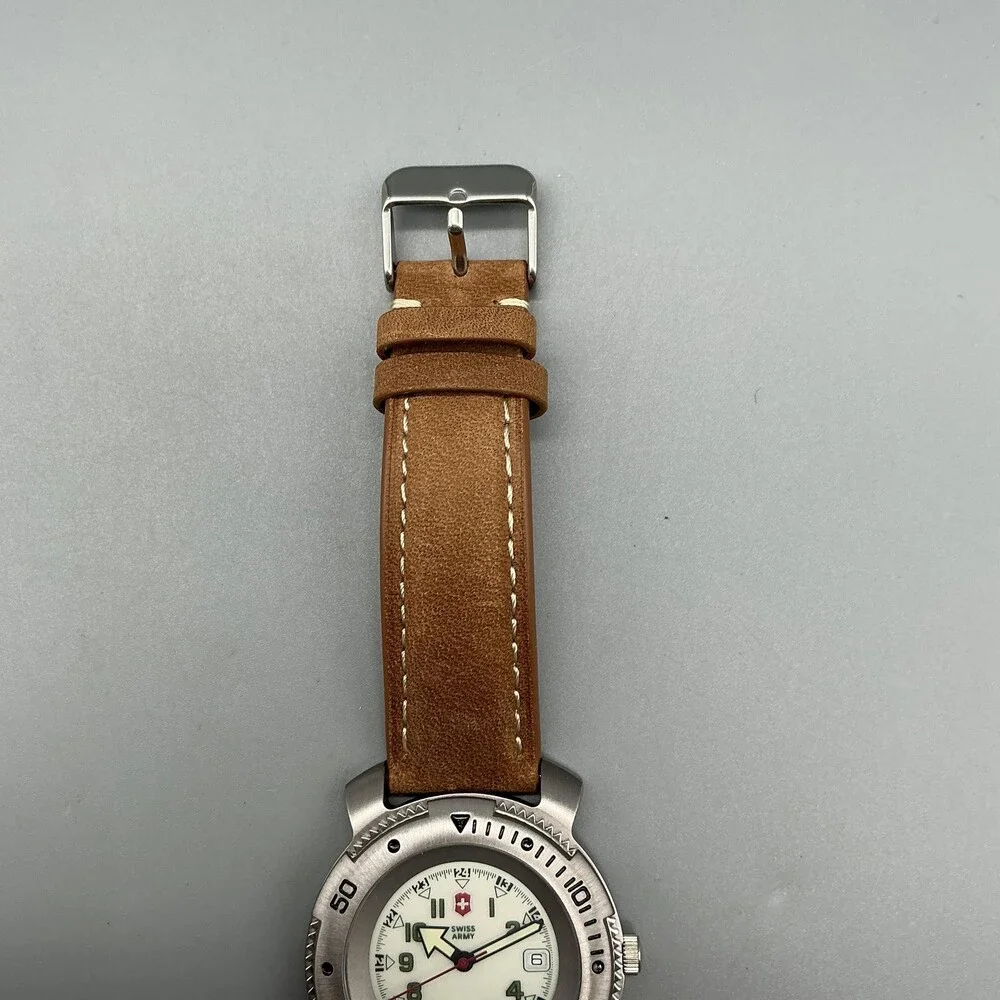 Vintage Swiss Army Lancer Mens Watch 39mm White Lume Leather Date New Battery